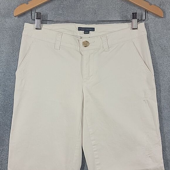 Tommy Hilfiger Relaxed Fit White Chino Pants - Picture 6 of 16